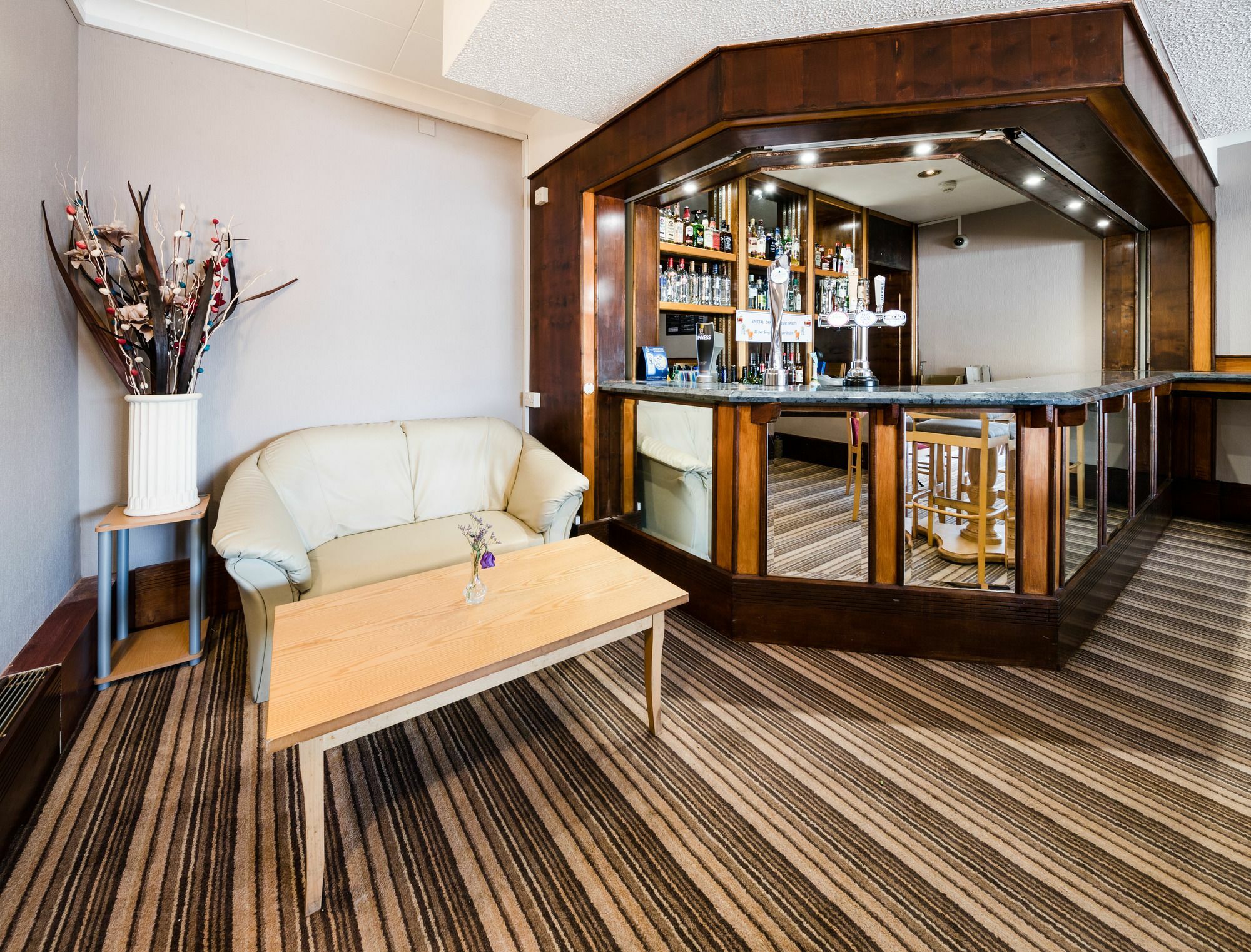 Norwich Hotel Bagian luar foto